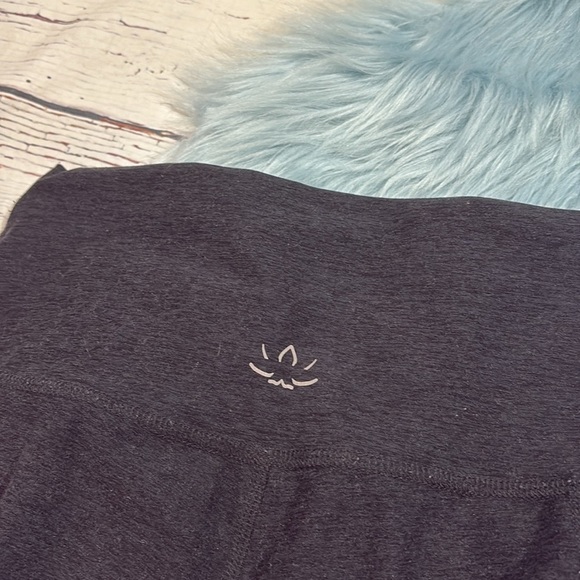 Beyond Yoga Darkest Night Mesh with It Spacedye Pocket Leggings - Picture 3 of 10